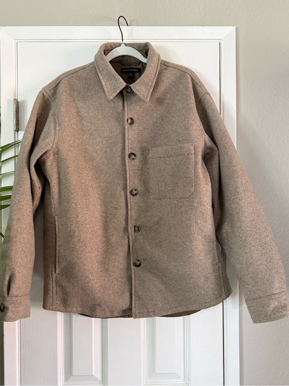 Banana Republic Men's Taupe Button-Front Shirt Jacket